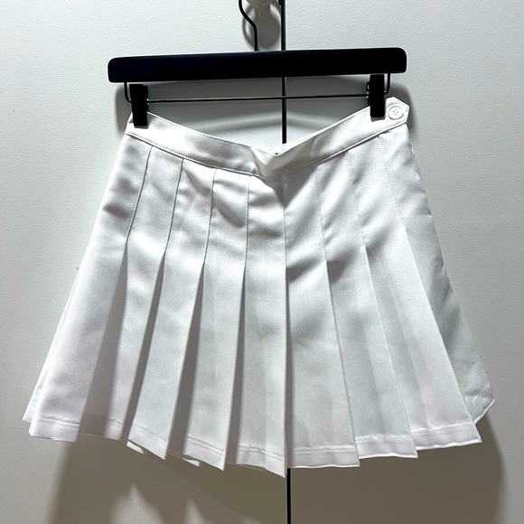 American Apparel High-Waisted Tennis Skirt - Picture 1 of 4